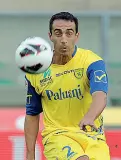  ??  ?? Con il ChievoDal 2012 al 2018 Dainelli ha giocato con la maglia del Chievo