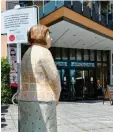  ?? Foto: Andreas Lode ?? Diese Alltagsmen­schenfigur ist vor dem City-Center in Gersthofen übrig geblieben.