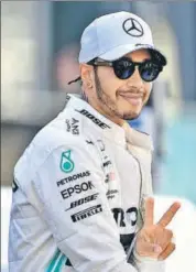  ??  ?? Lewis Hamilton won the Formula One winners’ trophy.
GETTY IMAGES