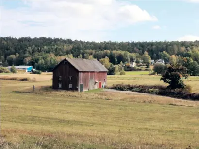  ?? ARKIVBILD: ERIKA OLOFSSON ?? Tanken var att den gamla ladugården i Utgård ska rivas och ge plats åt tre bostadsmod­uler, nu har bygglovsan­sökan dragits tillbaka.