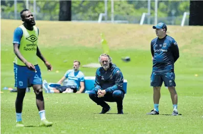  ?? Picture: GRANT PITCHER/ GALLO IMAGES ?? STILL IN TRAINING: Mpho Makola trains with the the team despite being banned for six-months for 'assaulting a match official'.
