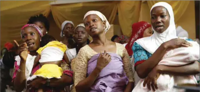  ??  ?? Cross section of nursing mothers during the launch of MTN Yellow Heart Initiative in Oyo State, recently