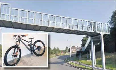  ??  ?? ●● The footbridge over Wood Lane, Ramsbottom, where the attack took place and (inset) the bike that was stolen