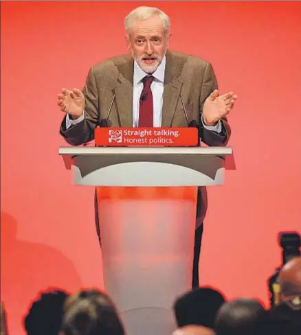  ?? LEON NEAL / AFP ?? Jeremy Corbyn, durante su discurso en el congreso laborista