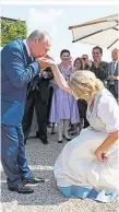  ?? ?? Knicks und Handkuss: Putin bei Kneissls Hochzeit 2018