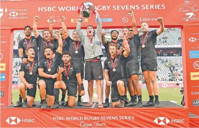  ?? Picture: Gallo Images ?? TOPS. The New Zealand Sevens team, seen here winning the Cape Town leg of the World Sevens series, were crowned series champions yesterday.