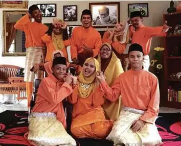 PressReader - Berita Harian: 2016-07-16 - Keseronokan 