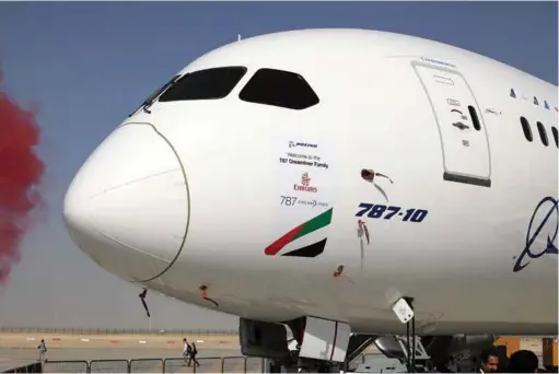  ??  ?? Boeing 787-10 Dreamliner on static display