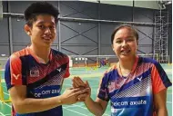  ??  ?? Ready to rumble:
Ng Eng Cheong (left) and Toh Ee Wei will be playing in the mixed doubles at the world junior meet.