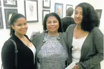  ?? Picture: BRIAN WITBOOI ?? ART PEOPLE: Guests, from left, Maxine and Sunta Kleyn with Sevovia Joseph attended the Sketchbook Visual Art Project exhibition at the Athenaeum last week