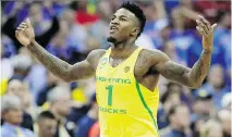  ?? JAMIE SQUIRE/GETTY IMAGES ?? Jordan Bell of the Oregon Ducks picked up 16 points and 13 rebounds against the Michigan Wolverines.