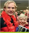  ??  ?? Victorious Crusaders coach Scott Robertson with Christchur­ch mayor Lianne Dalziel