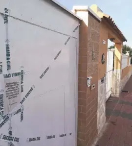  ??  ?? Crime scene: Los Balcones urbanisati­on in Torrevieja