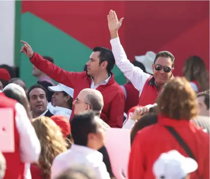  ?? JORGE SÁNCHEZ ?? El gobernador Omar Fayad y el secretario de la Política Pública, Israel Félix Soto acudieron al evento.