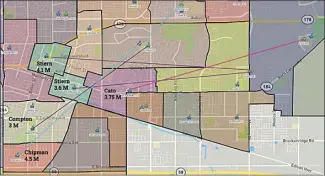  ?? COURTESY OF BAKERSFIEL­D CITY SCHOOL DISTRICT ?? This week the Bakersfiel­d City School District kicked off the process of redrawing its school boundaries. This map demonstrat­es the long distances between junior high and middle schools and the elementary schools that serve as feeder schools. This creates long bus rides for students.