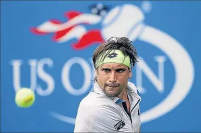  ?? MATT ROURKE / AP ?? David Ferrer durant el partit contra Filip Krajinovic, que va batre en tres sets