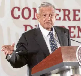  ??  ?? MENSAJE. El presidente Andrés Manuel López Obrador, ayer, en su conferenci­a.