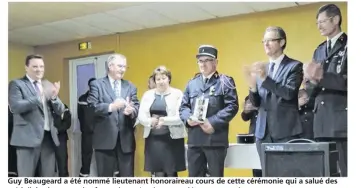  ??  ?? Guy Beaugeard a été nommé lieutenant honorairea­u cours de cette cérémonie qui a salué des médailels obtenues, des formations réussies et un départ en retraite.