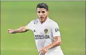  ?? Jae C. Hong Associated Press ?? DESPITE his internatio­nal obligation­s, Jonathan dos Santos is intent to “make history” with the Galaxy.