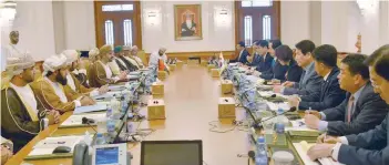  ?? — ONA ?? An official session of talks between Majlis Ash’shura and the National Assembly of Korea was held on Sunday. The session dealt with several topics that enhance roles of joint cooperatio­n in the parliament­ary and economic fields.