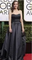  ?? FOTO REUTERS ?? Ook Winona Ryder droeg zwart op de Golden Globes.