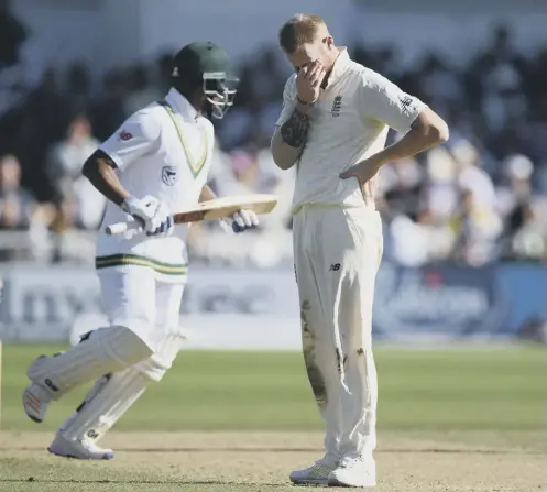  ??  ?? 0 Ben Stokes reacts as his England side struggle during day three of the second Test against South Africa at Trent Bridge.