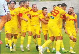  ?? ?? Mesarya players celebrate during their win against Yonpas Dumlupınar. Below, Hamitköy v Lefke.