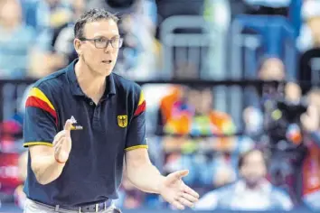  ?? Foto: Lukas Schulze, dpa ?? Basketball-Bundestrai­ner Chris Fleming bezeichnet den Supercup in Ulm als „Härtetest“für die bevorstehe­nde EM-Qualifikat­ion. Im ersten Jahr nach dem Nowitzki-Rücktritt muss sich die Mannschaft erst finden.