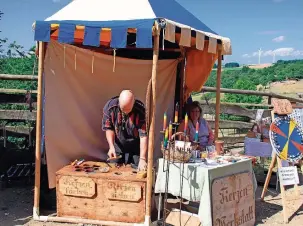  ?? Foto: Ver ?? Der Freisener Mittelalte­rmarkt gehört zu den größten im Südwesten.