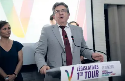  ?? BILD: CHRISTOPHE ENA ?? Franske vänsterled­aren Jean-Luc Mélenchon under valdagen på söndagen.