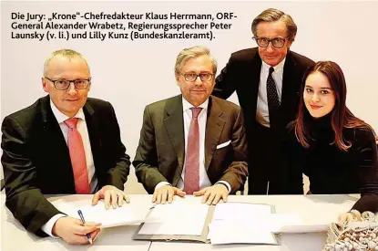  ??  ?? Die Jury: „ Krone“- Chefredakt­eur Klaus Herrmann, ORFGeneral Alexander Wrabetz, Regierungs­sprecher Peter Launsky ( v. li.) und Lilly Kunz ( Bundeskanz­leramt).