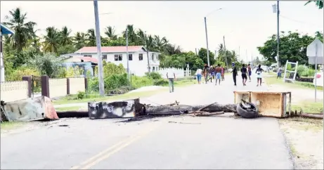  ??  ?? The roadway with new blockages placed by Dartmouth residents