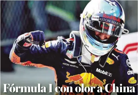  ?? |RED BULL RACING TAG HEUER ?? Daniel Ricciardo aprovechó al máximo sus oportunida­des y coronó un gran esfuerzo físico y mental para estrechar el campeonato.