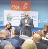  ?? F.E. ?? Miguel Vargas habla ante dirigentes del PRD en Madrid, España.