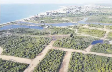  ?? BURRIANA TE VE ?? Vista aérea de una de las zonas donde se iba a desarrolla­r el PAI Golf Sant Gregori, un proyecto, de momento, fallido.