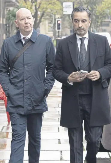 ?? ?? Alan Inglis with the lead solicitor for the Scottish Covid Bereaved, Aamer Anwar