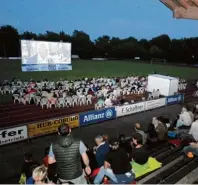  ?? Foto: Hermann Schmid ?? Vom 1. bis 8. September findet heuer der Königsbrun­ner Kinosommer im Hans Wenniger Stadion statt.