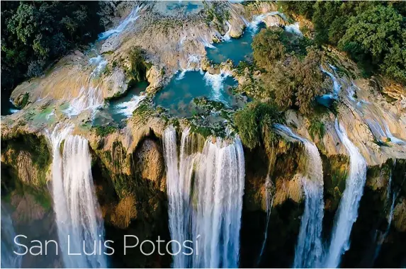  ??  ?? Las Cascadas Tamul, Huasteca Potosí, San Luis Potosí.