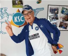  ?? Foto: Familie Titze ?? Seit fast 60 Jahren ist der Gundelfing­er Jürgen Titze bereits ein Fan des Karlsruher SC.