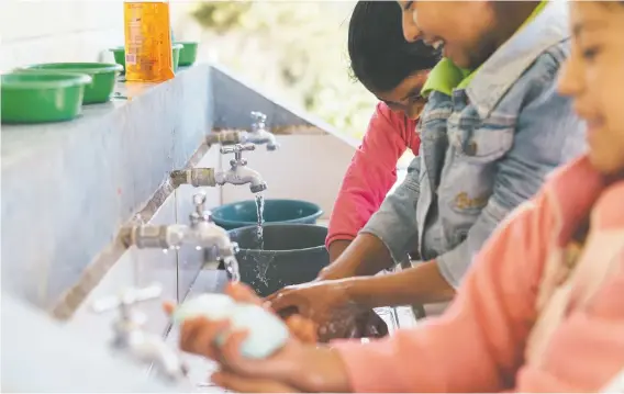  ?? A través de su marca de papel higiénico Scott®, Kimberly-Clark realizará por séptimo año consecutiv­o su programa global de saneamient­o “Baños Cambian Vidas”, en once países de América Latina. Cortesía Kimberly-Clark Latinoamér­ica/La República ??