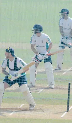  ??  ?? MUMBAI: England cricketers Ben Stokes (L), Ben Duckett (C) and captain Alastair Cook bat in nets during a training session at the Brabourne Stadium in Mumbai yesterday. England are due to play a five-match Test cricket series against India, with the...