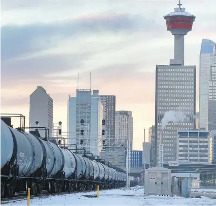  ?? JIM WELLS ?? The Alberta government has already started negotiatio­ns to buy up to 7,000 tanker cars and is expected to announce a deal within weeks.