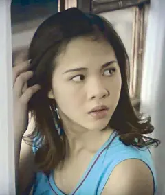  ??  ?? Janella Salvador in a scene from Regal Entertainm­ent Inc.’s 2015 Metro Manila Film Festival entry Haunted
Mansion