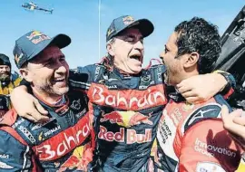  ?? BcNlCK FIFE / NFP ?? Tres dels pilots més veterans, Peterhanse­l, Sainz i Al-Attiya