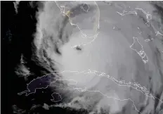  ??  ?? HANDOUT | NOAA | RAMMB | AFP Nível de destruição é maior nos locais atingidos pelo “olho”