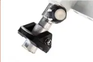  ??  ?? Pivot plate can be lowered to same level as alloy foot which is designed to grip slippery banks