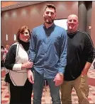  ?? PHOTO COURTESY OF LONG FAMILY ?? Ex-Waterford baseball and baseball great Nolan Long, center, poses with mom Jill and dad Jesse.