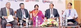  ??  ?? From left: Acuity Partners Managing Director Ray Abeywarden­a, Principal at KPMG Shiluka Goonewarde­ne, Softlogic Holdings Head of Investment­s Niloo Jayatilake, CSE CEO Rajeeva Bandaranai­ke and Tushara Jayaratne, Director External Relations &...