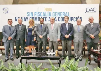  ??  ?? Se llevó a cabo el foro Sin Fiscalía no hay Combate a la Corrupción, convocado por los senadores Ernesto Ruffo Appel, Francisco Búrquez Valenzuela, Juan Carlos Romero Hicks, Marcela Torres Peimbert y Víctor Hermosillo y Celada.