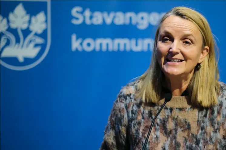  ?? MAGNUS KOLSTAD ?? Anne Kristin Bruns (KrF) vil ikke vaere med på en skolemator­dning som kan føre til utenforska­p blant elever.